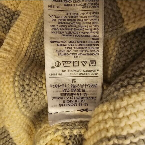 GAP x DISNEY Hoodie Sweater - Size 12-18 Months - Picture 5 of 6